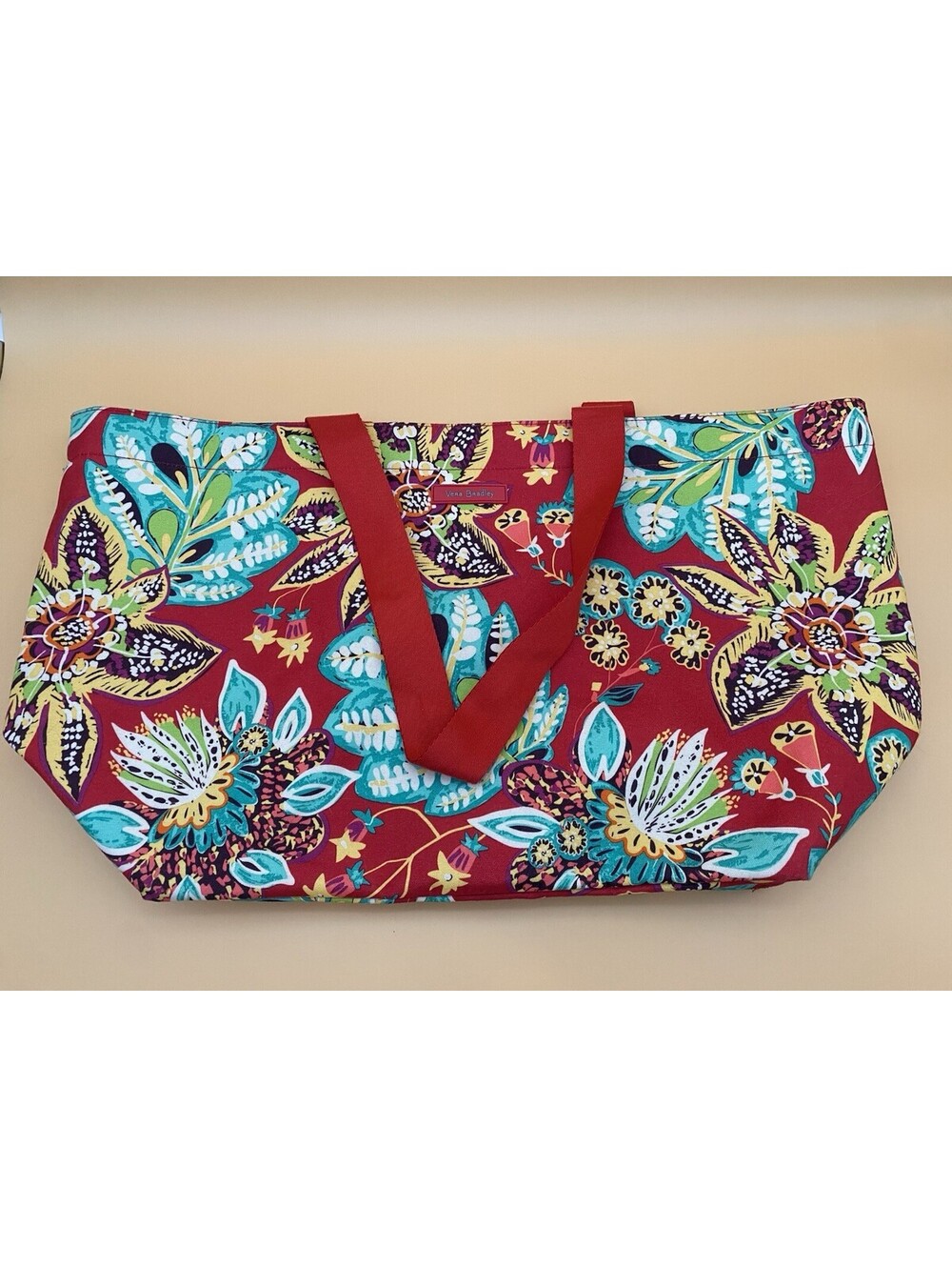 Vera Bradley Coral Floral Rumba Pattern Large Beach Bag w/ Mesh Synch Closure